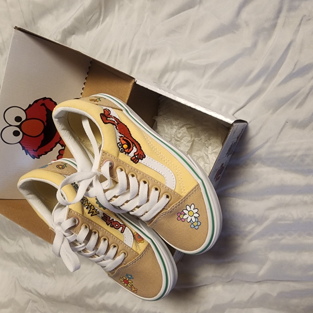 Sesame Street Kids Shoes - Yellow